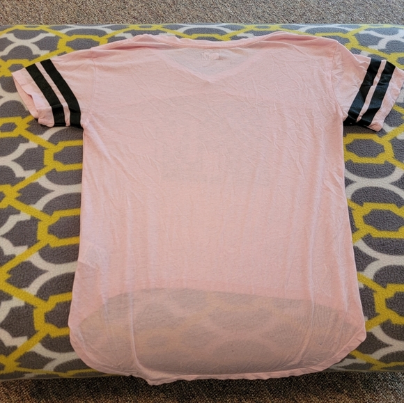 Large tee - Picture 3 of 4